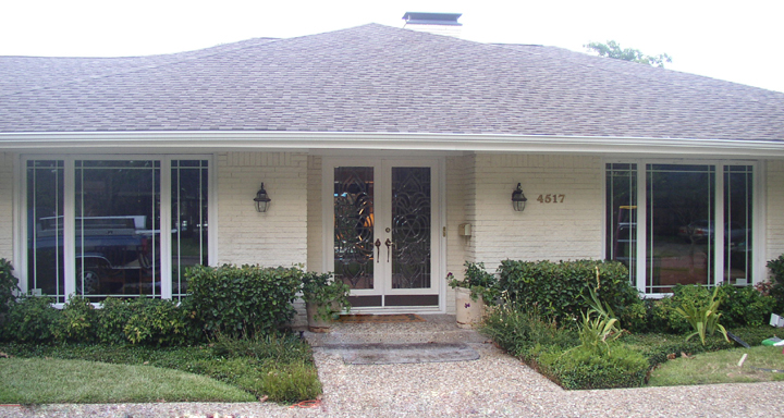 Vinyl Casement Windows With Prairie Lite Grids in Rockwall Texas